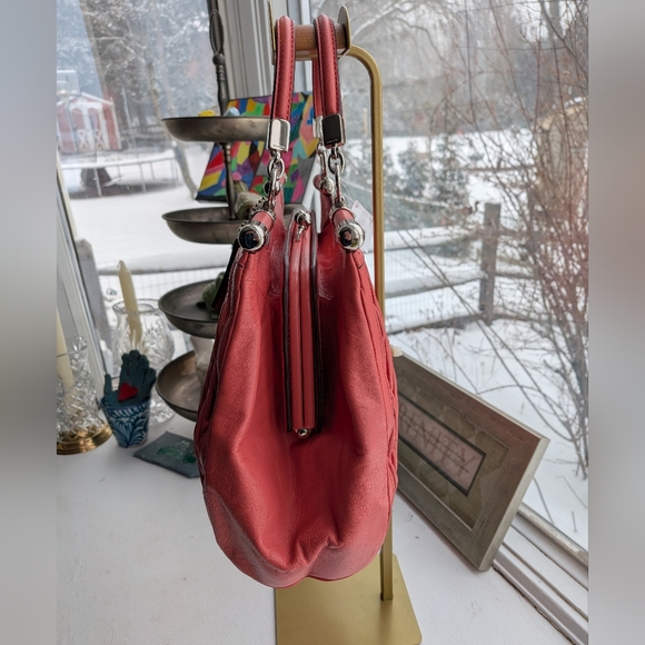 Coach NWT Madison Twist Leather Carrie Satchel F27681 - Picture 4 of 11